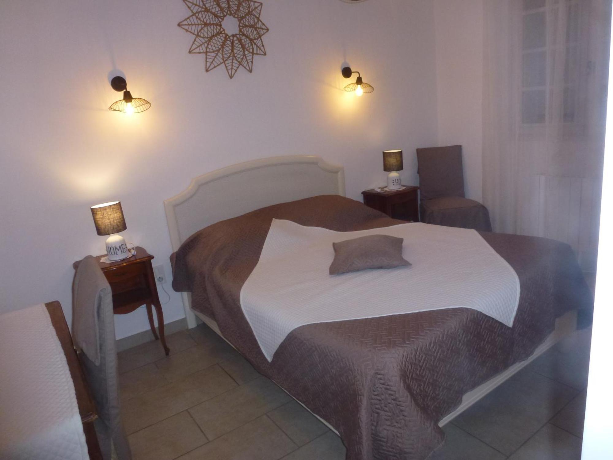 Chambre D'Hotes La Pinede Lambesc Exterior foto